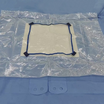 Fenestrated Drape Equipped with Fluid Collection Bag